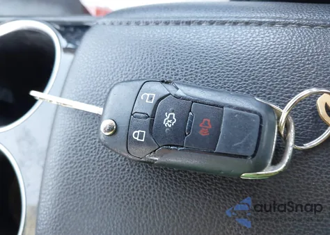 2013 Ford Fusion Se z USA, uszkodzony, nr VIN 3FA6P0HR5DR268806